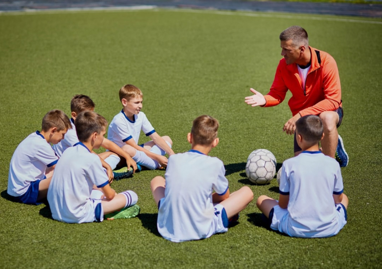 Why You Need a Personal Football Coach to Get Success in Sport?